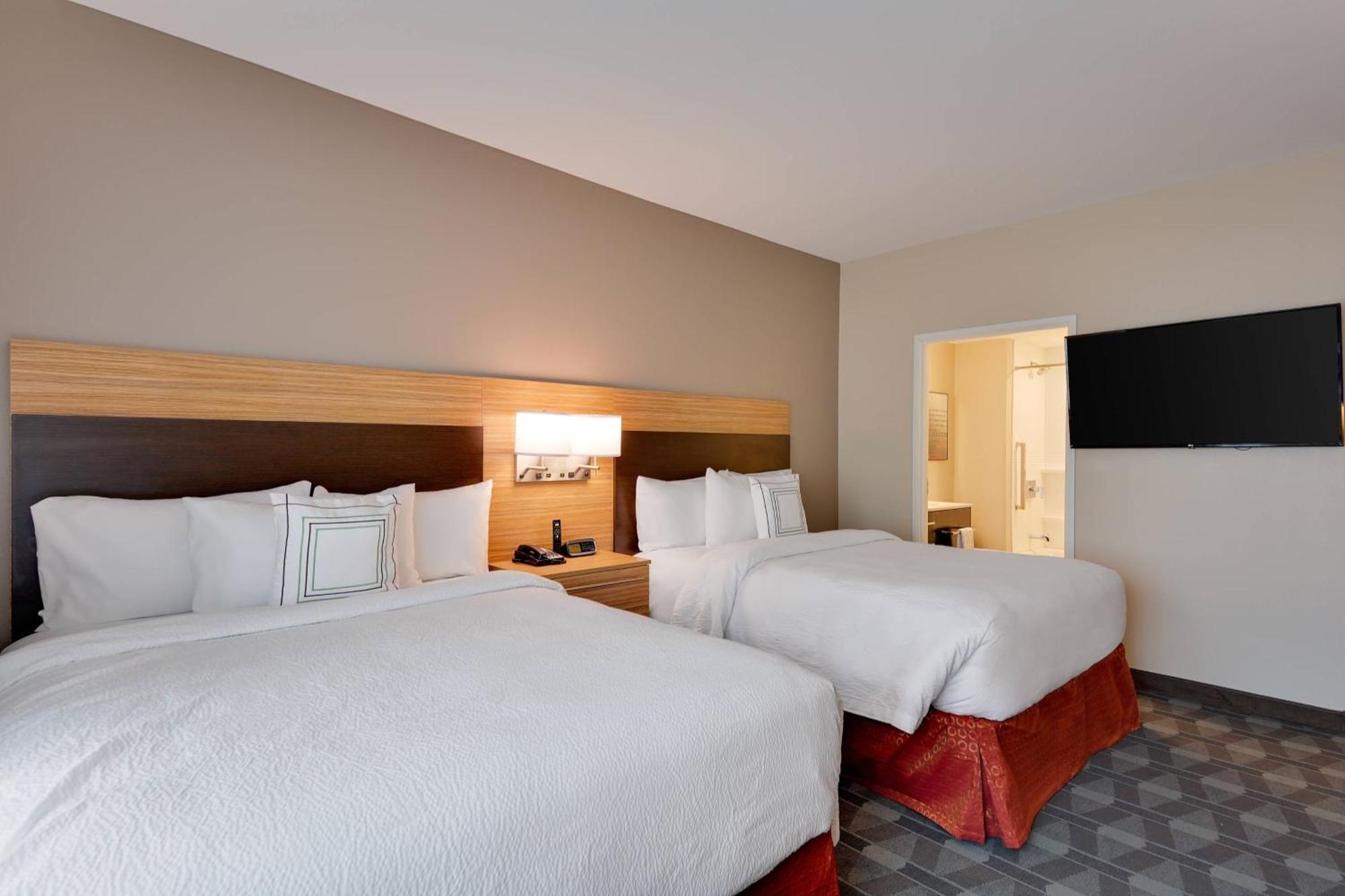 Towneplace Suites By Marriott Detroit Allen Park Exterior photo
